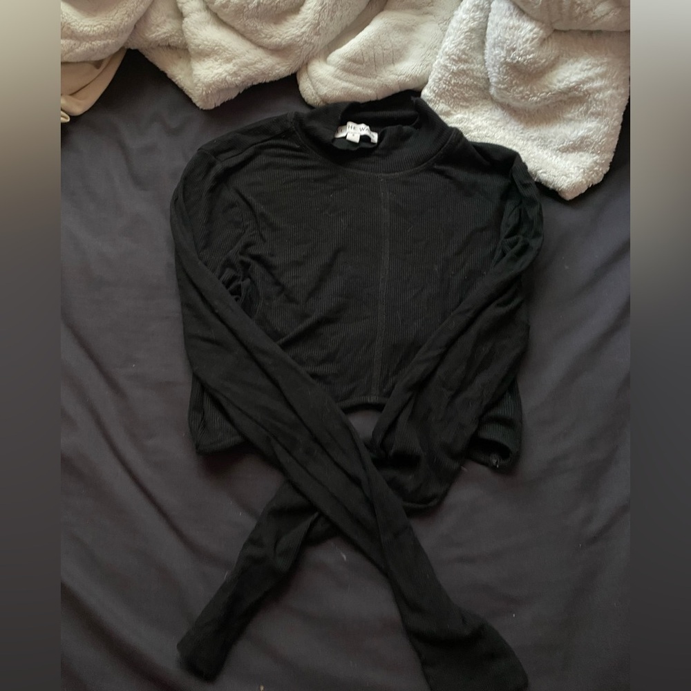 women’s cropped long sleeve turtle neck